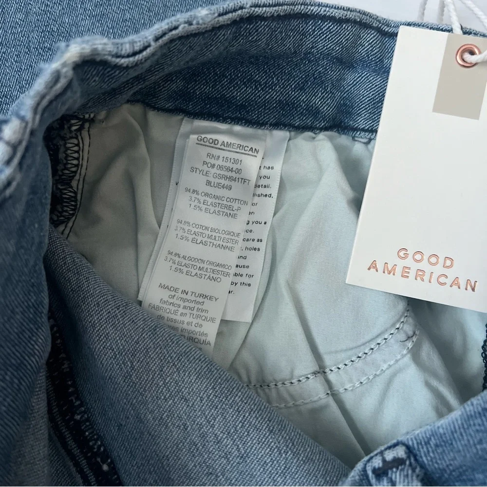 GOOD AMERICAN Good Legs Straight Cropped Jeans Size 8